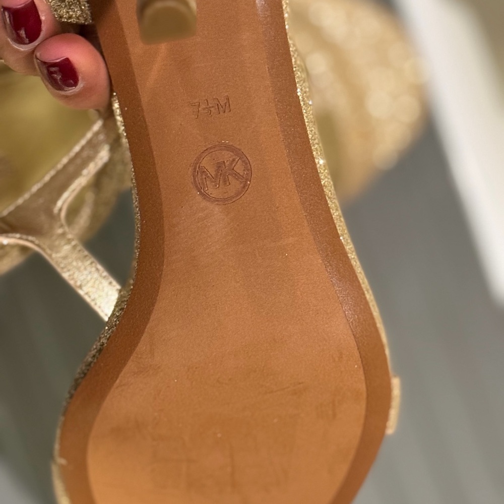 Michael Kors Shimmer Gold Heels Brand New - Picture 2 of 4
